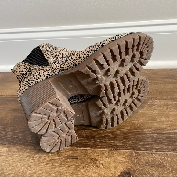 Altar'd State Boots Size 7M Cheetah Print Pull On Cheetah Print - Picture 5 of 9